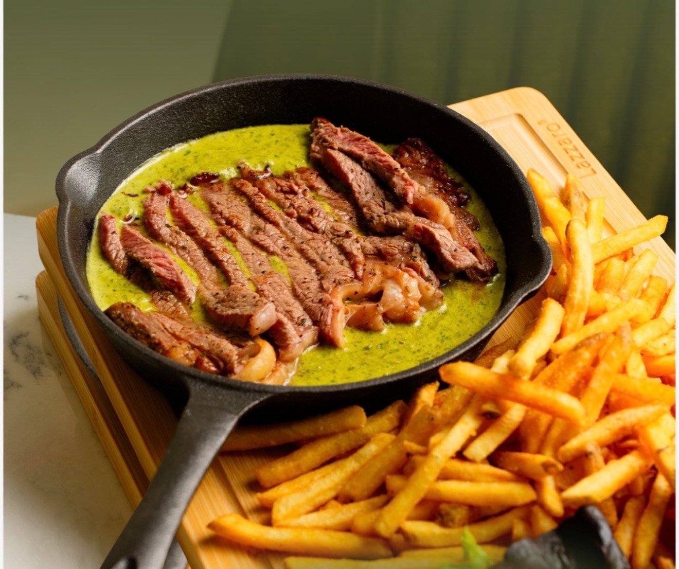 MEAT & Frites